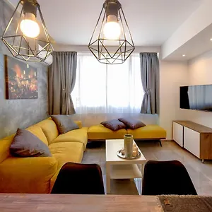  Apartment J Villara's Luxury